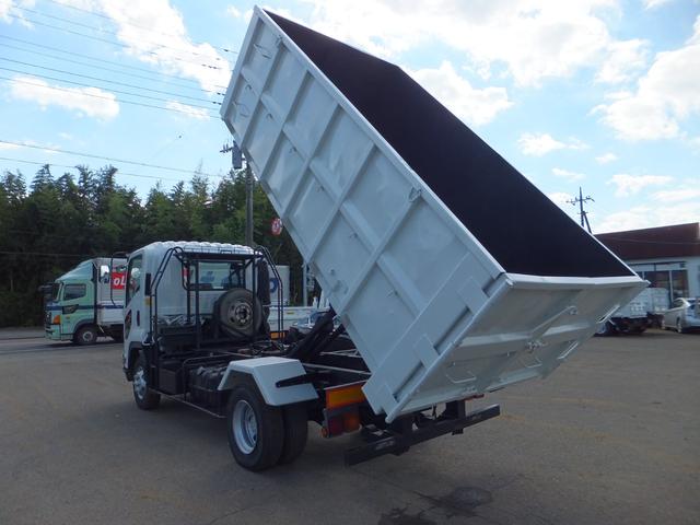 フォワード 　コンテナ専用車　脱着装置付　スライドワイヤー式　最大積載量３６５０ｋｇ　新明和　ＭＴ６　ＥＴＣ付　排ガス適合車　ＮＯ・３８（30枚目）