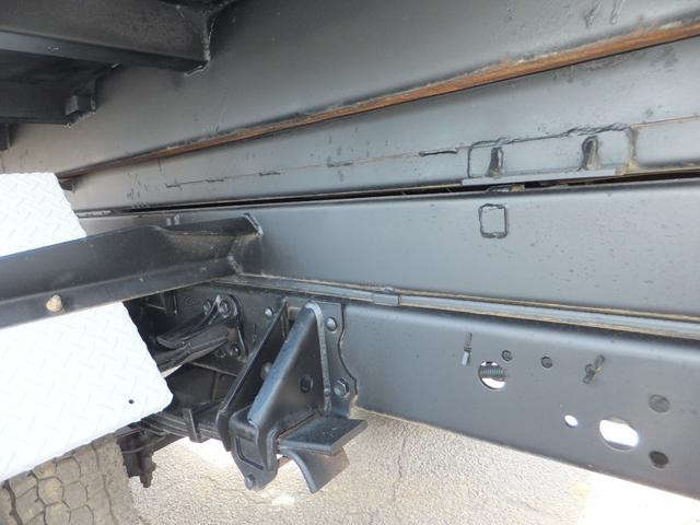 フォワード 　コンテナ専用車　脱着装置付　スライドワイヤー式　最大積載量３６５０ｋｇ　新明和　ＭＴ６　ＥＴＣ付　排ガス適合車　ＮＯ・３８（42枚目）