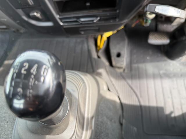 フォワード セーフティーローダー　積載車　最大積載量３０００ｋｇ　ウィンチ付　ラジコン付ＭＴ６　排ガス適合車　ＮＯ・４１（20枚目）