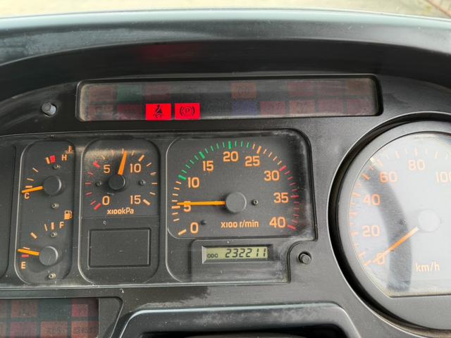 フォワード セーフティーローダー　積載車　最大積載量３０００ｋｇ　ウィンチ付　ラジコン付ＭＴ６　排ガス適合車　ＮＯ・４１（21枚目）