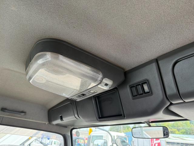 フォワード セーフティーローダー　積載車　最大積載量３０００ｋｇ　ウィンチ付　ラジコン付ＭＴ６　排ガス適合車　ＮＯ・４１（24枚目）