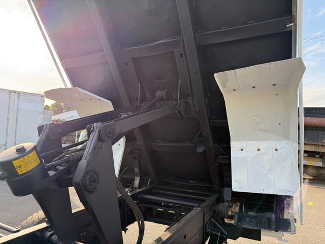 フォワード ダンプ 4tダンプ 最大積載量3600kg Lゲート ETC付 電動コボレーン付 MT6 排ガス適合車 NO・45(12枚目)