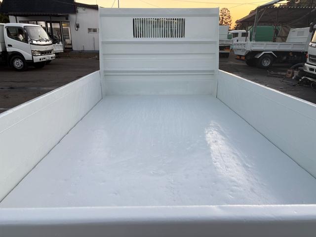 エルフトラック ダンプ　３ｔダンプ　低床　最大積載量３０００ｋｇ　ＭＴ５　排ガス適合車　ＮＯ・４（9枚目）