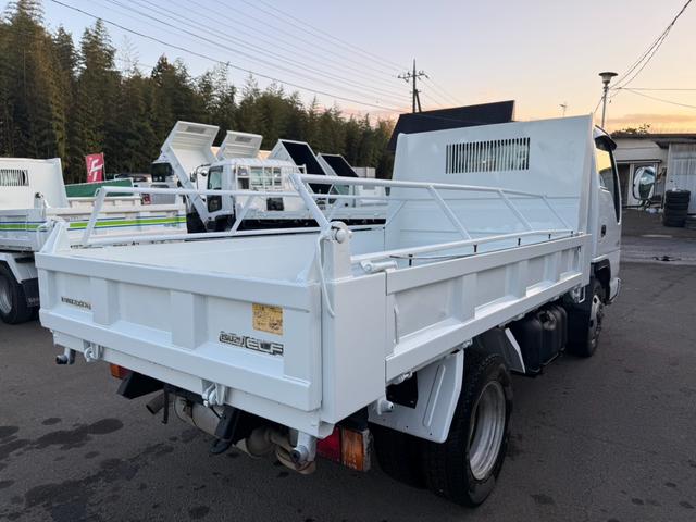 エルフトラック ダンプ 低床ダンプ 4WD 四駆 DPDなし 最大積載量2000kg 排ガス適合車 MT5 NO・9(10枚目)