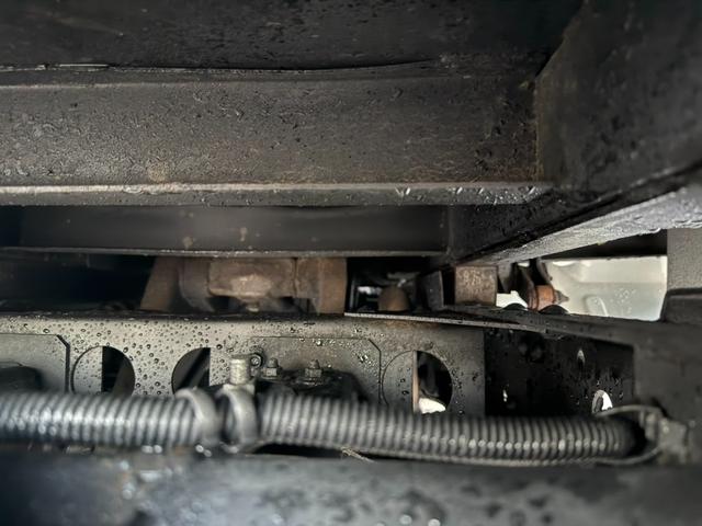 エルフトラック ダンプ 低床ダンプ 4WD 四駆 DPDなし 最大積載量2000kg 排ガス適合車 MT5 NO・9(17枚目)