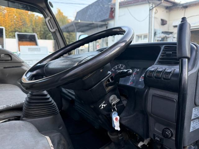 エルフトラック ダンプ 低床ダンプ 4WD 四駆 DPDなし 最大積載量2000kg 排ガス適合車 MT5 NO・9(19枚目)