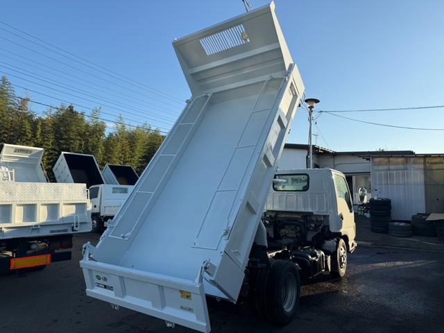 エルフトラック ダンプ 3tダンプ 低床 最大積載量3000kg コボレーン付 ETC付MT6 排ガス適合車 NO・10(5枚目)