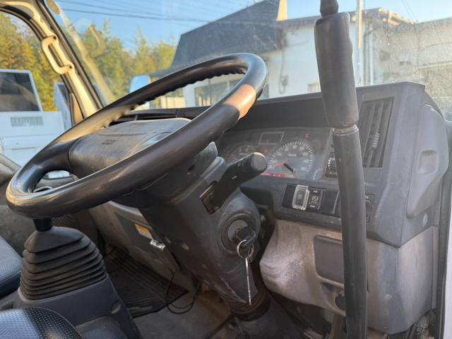 エルフトラック ダンプ 3tダンプ 低床 最大積載量3000kg コボレーン付 ETC付MT6 排ガス適合車 NO・10(11枚目)