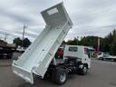 エルフトラック ダンプ　３トンダンプ　低床ダンプ　最大積載量３０００ｋｇ　電動コボレーン付　ＭＴ６　排ガス適合車　ＮＯ・１９（4枚目）