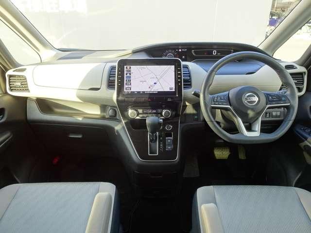 セレナ ハイウェイスターV メモリーナビ・フルセグTV・DVD再生・Bluetooth・アラウンドビューモニター・プロパイロット・ETC・ドライブレコーダー・両側オートスライドドア・LEDライト・16インチアルミ(4枚目)