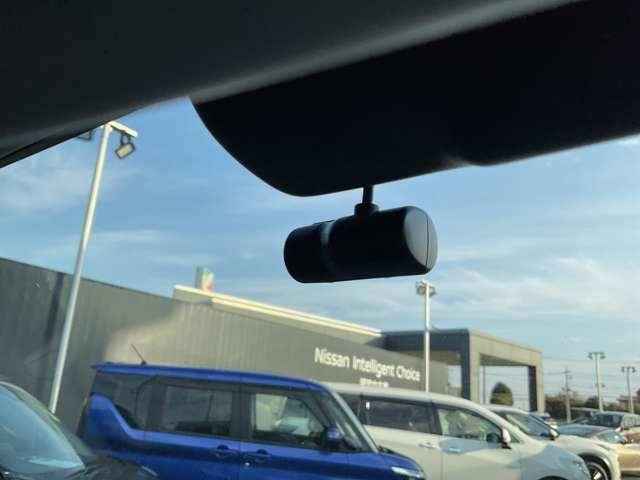 クリッパーバン 660 DX GLパッケージ ハイルーフ デュアルカメラブレーキサポート エアコン 運転席エアバッグ Wエアバッグ パワーステアリング ABS レーンキープ(10枚目)