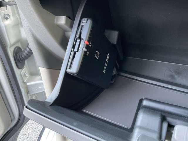 クリッパーバン 660 DX GLパッケージ ハイルーフ デュアルカメラブレーキサポート エアコン 運転席エアバッグ Wエアバッグ パワーステアリング ABS レーンキープ(11枚目)