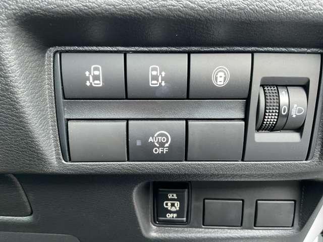 ルークス 660 ハイウェイスターGターボ 助手席エアバッグ インテリキ- レーンキープ ドライブレコーダー バックモニター キーフリー アルミホイール 盗難防止システム ABS パワーステアリング ナビTV メモリーナビ オートエアコン(19枚目)