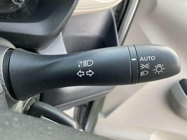 デイズ S 4WD・CD・AM/FMチューナー・ドライブレコーダー・USB・シートヒーター・エアコン・エアバッグ・ABS・オートライト・キーレスエントリー・アイドリングストップ・衝突軽減・踏み間違い防止(12枚目)