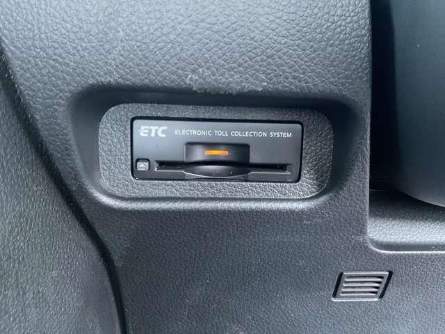 エクストレイル 20Xt 4WD・HDDナビ・フルセグTV・DVD再生・バックカメラ・クルーズコントロール・ETC・ドライブレコーダー・オートエアコン・シートヒーター・オートライト・横滑り防止装置・17インチアルミ(10枚目)