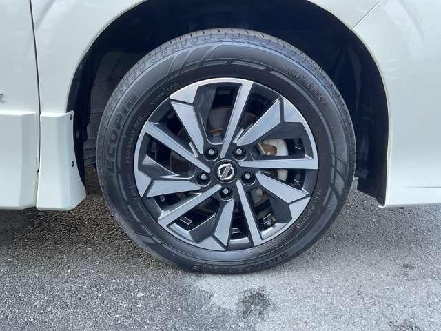 セレナ １．２　ｅ－ＰＯＷＥＲ　ハイウェイスター　Ｖ　３６０°カメラ　エマジェンシーブレーキ　スマキー　バックカメラ　ＬＥＤ　レーンアシスト　ＥＴＣ　イモビ　サイドカーテンエアバック　フルオートエアコン　アルミホイール　エアバック　メモリーナビ　ナビＴＶ（16枚目）