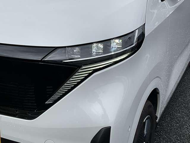 サクラ Ｘ　メモリーナビ・フルセグＴＶ・ＤＶＤ再生・Ｂｌｕｅｔｏｏｔｈ・バックカメラ・ＥＴＣ・ドライブレコーダー・オートエアコン・エアバッグ・ＡＢＳ・衝突軽減・踏み間違い防止・ＬＥＤライト・１４インチアルミ（14枚目）