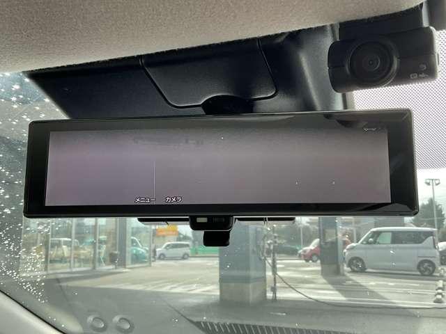 ノート Ｘ　メモリーナビ・フルセグＴＶ・Ｂｌｕｅｔｏｏｔｈ・アラウンドビューモニター・ドライブレコーダー・ＥＴＣ・スマートルームミラー・オートエアコン・衝突軽減・踏み間違い防止・ＬＥＤライト（11枚目）