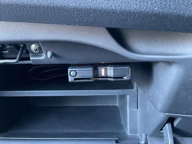 ノート ｅ－パワーニスモ　Ｓ　社外メモリーナビ・フルセグＴＶ・ＤＶＤ再生・Ｂｌｕｅｔｏｏｔｈ　・アラウンドビューモニター・クルーズコントロール・ＥＴＣ・ドライブレコーダー・衝突軽減・踏み間違い防止・ＬＥＤライト・１６インチアルミ（12枚目）