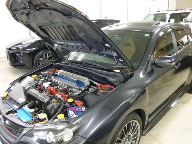 インプレッサ WRX STI Aライン STI4本出し パドルシフト付5AT プッシュスタート/スマートキー2本 パワー機能付オレンジレザーシート チルト/スライド機能付サンルーフ フルセグTV 走行中視聴 純正18インチアルミ カーボンパーツ(45枚目)