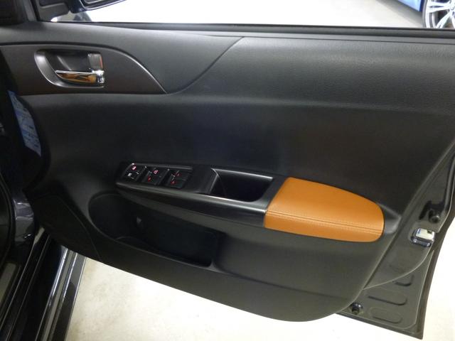 インプレッサ WRX STI Aライン STI4本出し パドルシフト付5AT プッシュスタート/スマートキー2本 パワー機能付オレンジレザーシート チルト/スライド機能付サンルーフ フルセグTV 走行中視聴 純正18インチアルミ カーボンパーツ(52枚目)