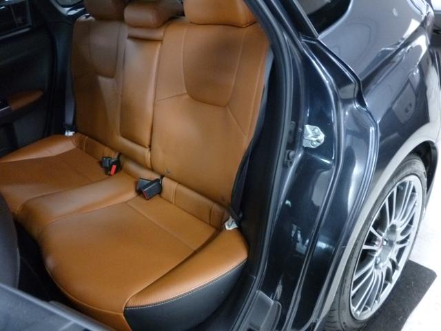 インプレッサ WRX STI Aライン STI4本出し パドルシフト付5AT プッシュスタート/スマートキー2本 パワー機能付オレンジレザーシート チルト/スライド機能付サンルーフ フルセグTV 走行中視聴 純正18インチアルミ カーボンパーツ(60枚目)