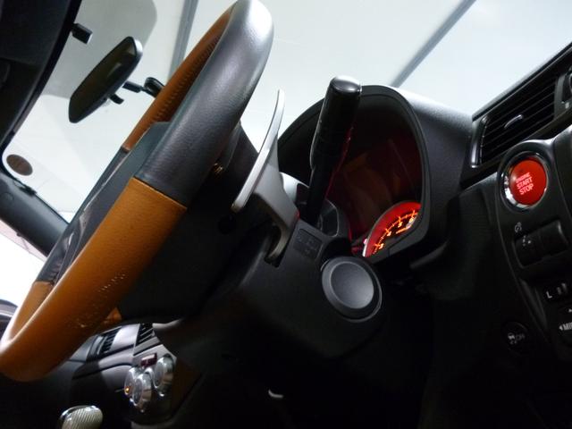 インプレッサ WRX STI Aライン STI4本出し パドルシフト付5AT プッシュスタート/スマートキー2本 パワー機能付オレンジレザーシート チルト/スライド機能付サンルーフ フルセグTV 走行中視聴 純正18インチアルミ カーボンパーツ(73枚目)
