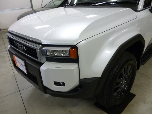 ランドクルーザー250 VX ベンチレーション機能付きブラック本革 チルト&スライドサンルーフ ブラックルーフレール 純正フロアマット バイザー ETC2.0 フルセグTV レーダークルーズコントロール 24時間屋内保管(2枚目)