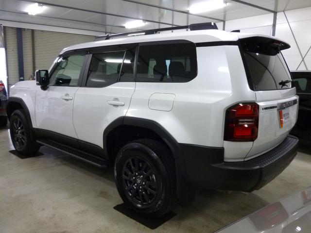 ランドクルーザー250 VX ベンチレーション機能付きブラック本革 チルト&スライドサンルーフ ブラックルーフレール 純正フロアマット バイザー ETC2.0 フルセグTV レーダークルーズコントロール 24時間屋内保管(13枚目)