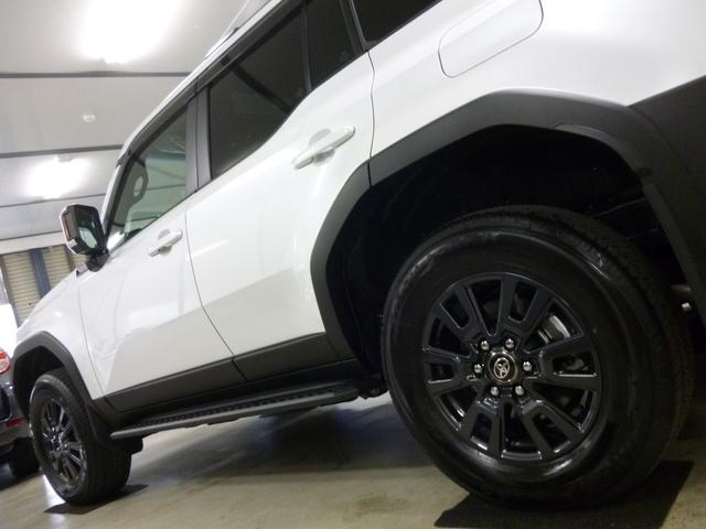 ランドクルーザー250 VX ベンチレーション機能付きブラック本革 チルト&スライドサンルーフ ブラックルーフレール 純正フロアマット バイザー ETC2.0 フルセグTV レーダークルーズコントロール 24時間屋内保管(16枚目)