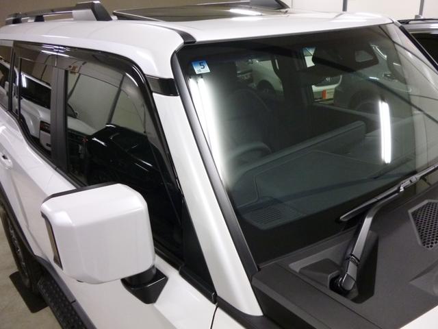 ランドクルーザー250 VX ベンチレーション機能付きブラック本革 チルト&スライドサンルーフ ブラックルーフレール 純正フロアマット バイザー ETC2.0 フルセグTV レーダークルーズコントロール 24時間屋内保管(26枚目)