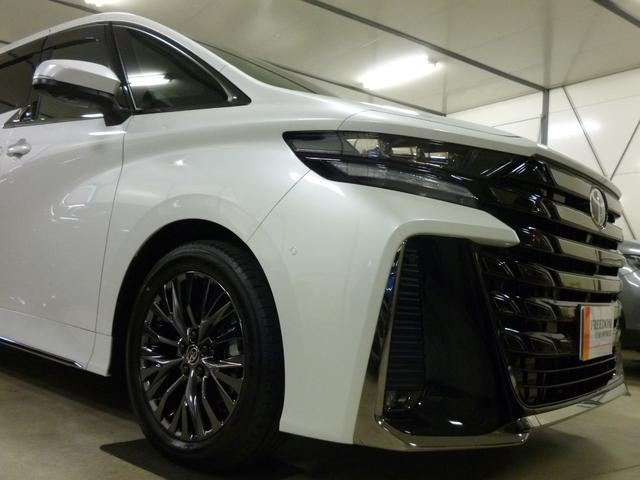 ヴェルファイア Ｚ　プレミア　２．４ターボ　パドルシフト付８速ＡＴ　Ｚプレミア　ＪＢＬ１５スピーカー＋メーカー１４インチフリップダウンモニター　左右ユニバーサルステップ　サンセットブラウンプレミアムナッパ本革　寒冷地仕様　ＥＴＣ２．０　ロイヤルタイプ純正フロアマット（7枚目）