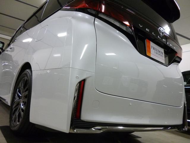 ヴェルファイア Ｚ　プレミア　２．４ターボ　パドルシフト付８速ＡＴ　Ｚプレミア　ＪＢＬ１５スピーカー＋メーカー１４インチフリップダウンモニター　左右ユニバーサルステップ　サンセットブラウンプレミアムナッパ本革　寒冷地仕様　ＥＴＣ２．０　ロイヤルタイプ純正フロアマット（15枚目）