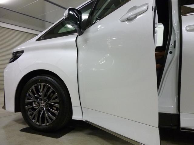 ヴェルファイア Ｚ　プレミア　２．４ターボ　パドルシフト付８速ＡＴ　Ｚプレミア　ＪＢＬ１５スピーカー＋メーカー１４インチフリップダウンモニター　左右ユニバーサルステップ　サンセットブラウンプレミアムナッパ本革　寒冷地仕様　ＥＴＣ２．０　ロイヤルタイプ純正フロアマット（26枚目）