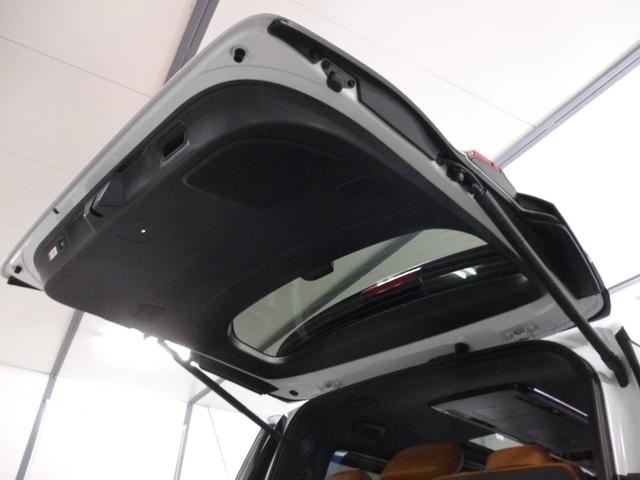 ヴェルファイア Ｚ　プレミア　２．４ターボ　パドルシフト付８速ＡＴ　Ｚプレミア　ＪＢＬ１５スピーカー＋メーカー１４インチフリップダウンモニター　左右ユニバーサルステップ　サンセットブラウンプレミアムナッパ本革　寒冷地仕様　ＥＴＣ２．０　ロイヤルタイプ純正フロアマット（65枚目）