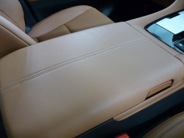 ヴェルファイア Ｚ　プレミア　２．４ターボ　パドルシフト付８速ＡＴ　Ｚプレミア　ＪＢＬ１５スピーカー＋メーカー１４インチフリップダウンモニター　左右ユニバーサルステップ　サンセットブラウンプレミアムナッパ本革　寒冷地仕様　ＥＴＣ２．０　ロイヤルタイプ純正フロアマット（77枚目）