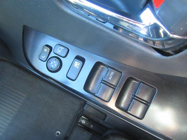 ＡＺワゴンカスタムスタイル ＸＳ　修復無　スマートキー２個・フルフラットシート・車載工具・パンク修理キット・オートエアコン・フォグ・ＨＩＤ・純正アルミ・１５５．６５．１４インチ（32枚目）