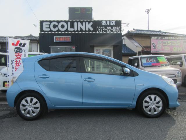 アクア G エコモード/EVモード・ナビ・TV・バックカメラ・スマートキー・プッシュスタート・ETC・オートエアコン・シートヒーター・ステアリングスイッチ・ウィンカーミラー(10枚目)