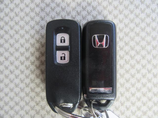 Ｎ－ＯＮＥ Ｇ・Ｌパッケージ　ナビ・ＴＶ・ＢＴ・バックカメラ・ｉストップ・横滑り防止・スマートキー・プッシュスタート・オートエアコン・ベンチシート・後席チップアップシート・ウィンカーミラー・ＨＩＤライト・アルミホイール（39枚目）