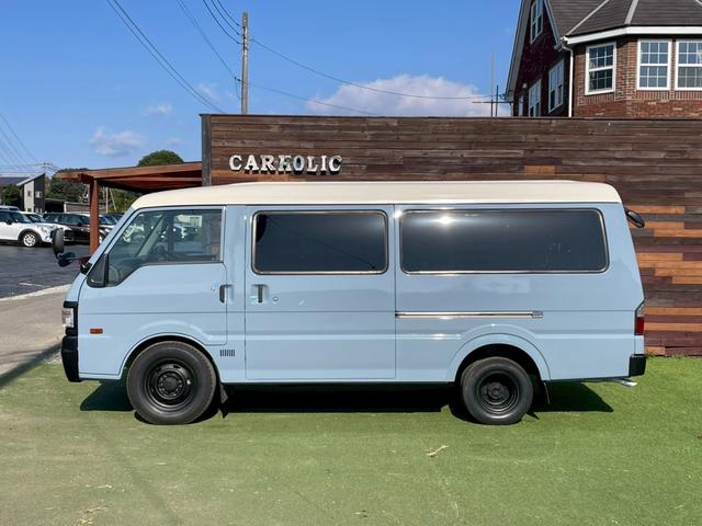 デリカカーゴ ロングフラットフロアDX 全塗装済み(4枚目)