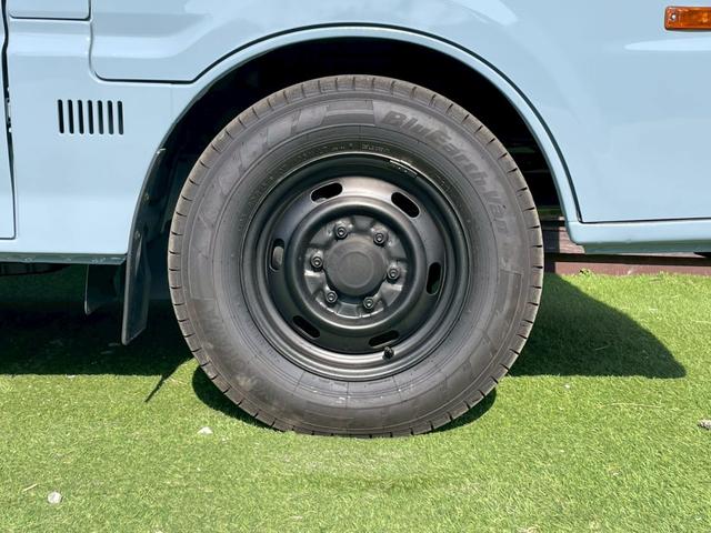 デリカカーゴ ロングフラットフロアDX 全塗装済み(13枚目)