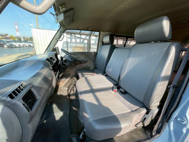 デリカカーゴ ロングフラットフロアDX 全塗装済み(19枚目)