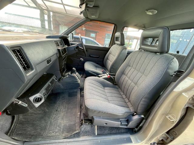 ダットサンピックアップ ダブルキャブ AD 全塗装済み タイヤ4本新品(24枚目)