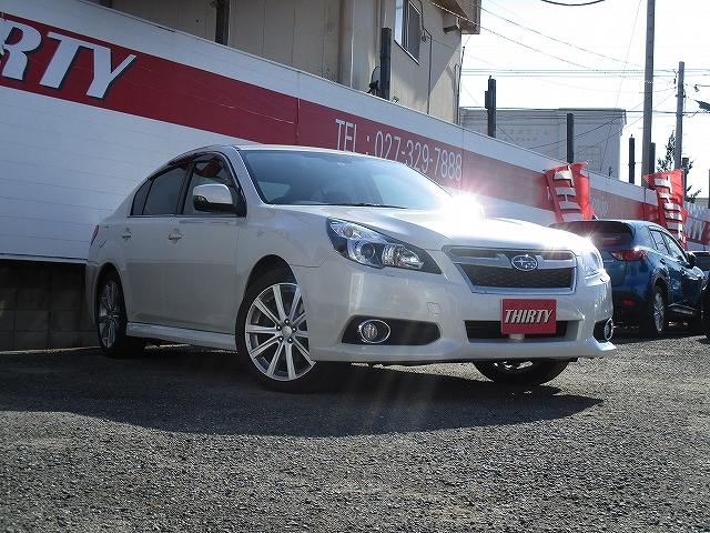 2.5iアイサイトSパッケージ 4WD 9インチナビ 後期(3枚目)