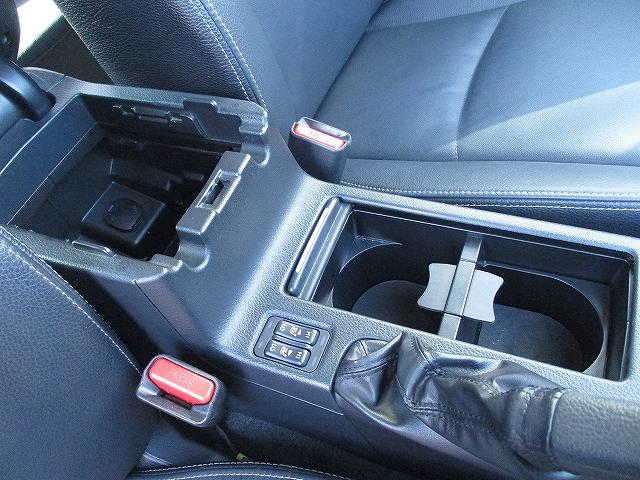 1.6i-L 4WD 5速マニュアル タイミングチェーン フルレザーシート シートヒーター プッシュスタート SDナビ コーナーセンサー 盗難防止装置 横滑り防止装置 サイド・カーテンエアバッグ HID フォグ(39枚目)