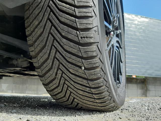 フォレスター ２．０ＸＴ　アイサイト　４ＷＤ　純正ＳＤナビ　ＳＴＩ１８インチＡＷ　シートヒーター　電動シート　Ｘ－ＭＯＤＥ　ハーフレザー席　バックカメラ　パドルシフト　アダプティブクルーズコントロール　Ｂｌｕｅｔｏｏｔｈ　ビルドインＥＴＣ　地デジ（59枚目）