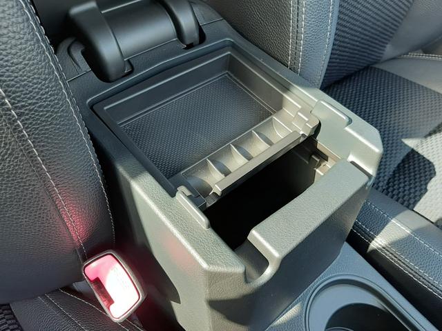 フォレスター ２．０ＸＴ　アイサイト　４ＷＤ　純正ＳＤナビ　ＳＴＩ１８インチＡＷ　シートヒーター　電動シート　Ｘ－ＭＯＤＥ　ハーフレザー席　バックカメラ　パドルシフト　アダプティブクルーズコントロール　Ｂｌｕｅｔｏｏｔｈ　ビルドインＥＴＣ　地デジ（69枚目）