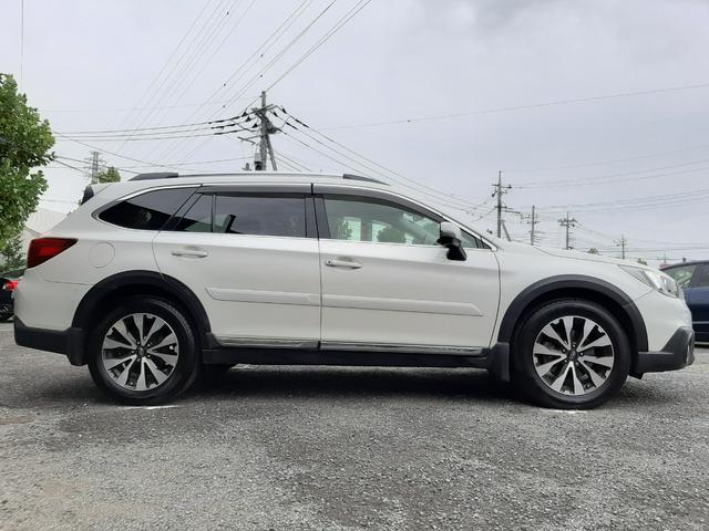 レガシィアウトバック リミテッド　４ＷＤ　サンルーフ　純正ナビ　本革席　電動Ｒドア　ルーフレール　電動シート　シートヒーター付　追従式クルコン　Ｂｌｕｅｔｏｏｔｈ　ＥＴＣ　バックカメラ　シートメモリー　Ｘ－ＭＯＤＥ　アルミペダル　トノカバー（4枚目）