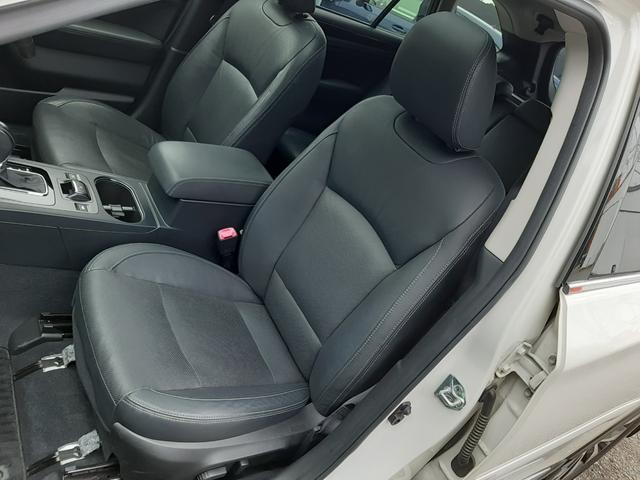 レガシィアウトバック リミテッド　４ＷＤ　サンルーフ　純正ナビ　本革席　電動Ｒドア　ルーフレール　電動シート　シートヒーター付　追従式クルコン　Ｂｌｕｅｔｏｏｔｈ　ＥＴＣ　バックカメラ　シートメモリー　Ｘ－ＭＯＤＥ　アルミペダル　トノカバー（35枚目）