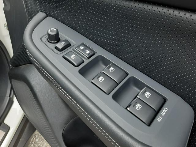 レガシィアウトバック リミテッド　４ＷＤ　サンルーフ　純正ナビ　本革席　電動Ｒドア　ルーフレール　電動シート　シートヒーター付　追従式クルコン　Ｂｌｕｅｔｏｏｔｈ　ＥＴＣ　バックカメラ　シートメモリー　Ｘ－ＭＯＤＥ　アルミペダル　トノカバー（41枚目）